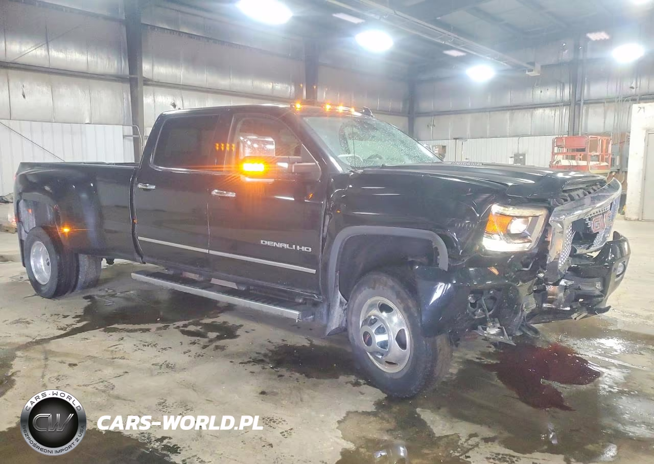 2015 GMC Sierra K3500 Denali VIN:1GT424E88FF666014 - 4