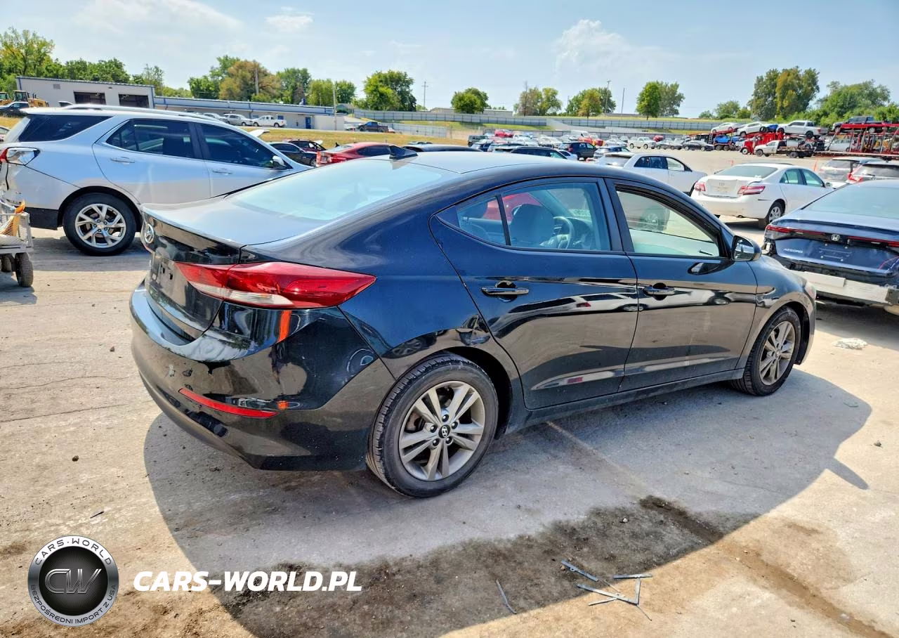 2018 Hyundai Elantra Sel VIN:KMHD84LF1JU489452 - 3