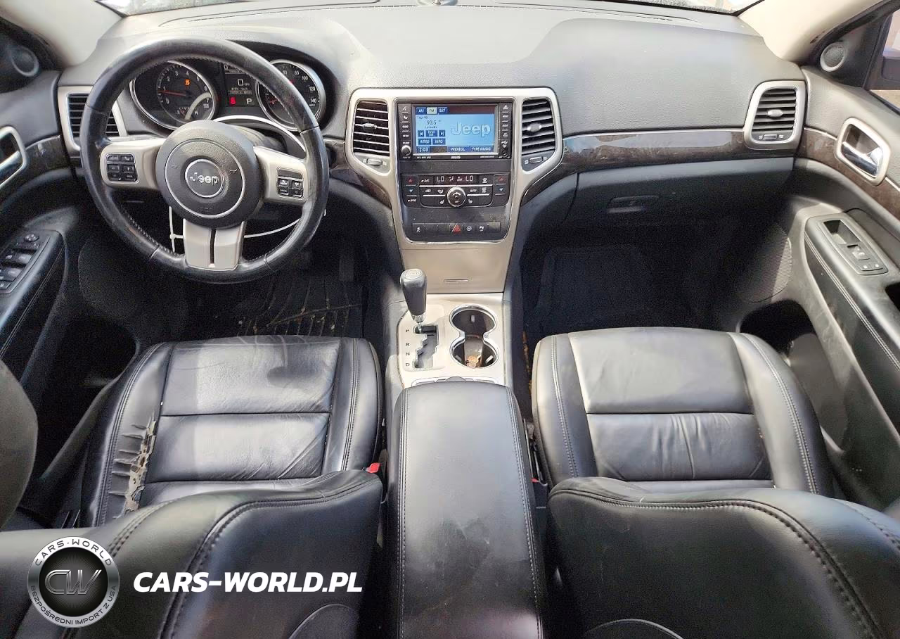 2011 Jeep Grand Cherokee Laredo VIN:1J4RR4GG7BC553392 - 8