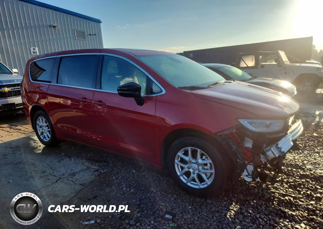 2026 Chrysler Pacifica Select VIN:2C4RC1BG5TR180908 - 4