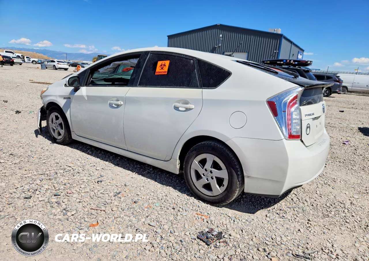 2014 Toyota Prius Three VIN:JTDKN3DU5E1777087 - 2