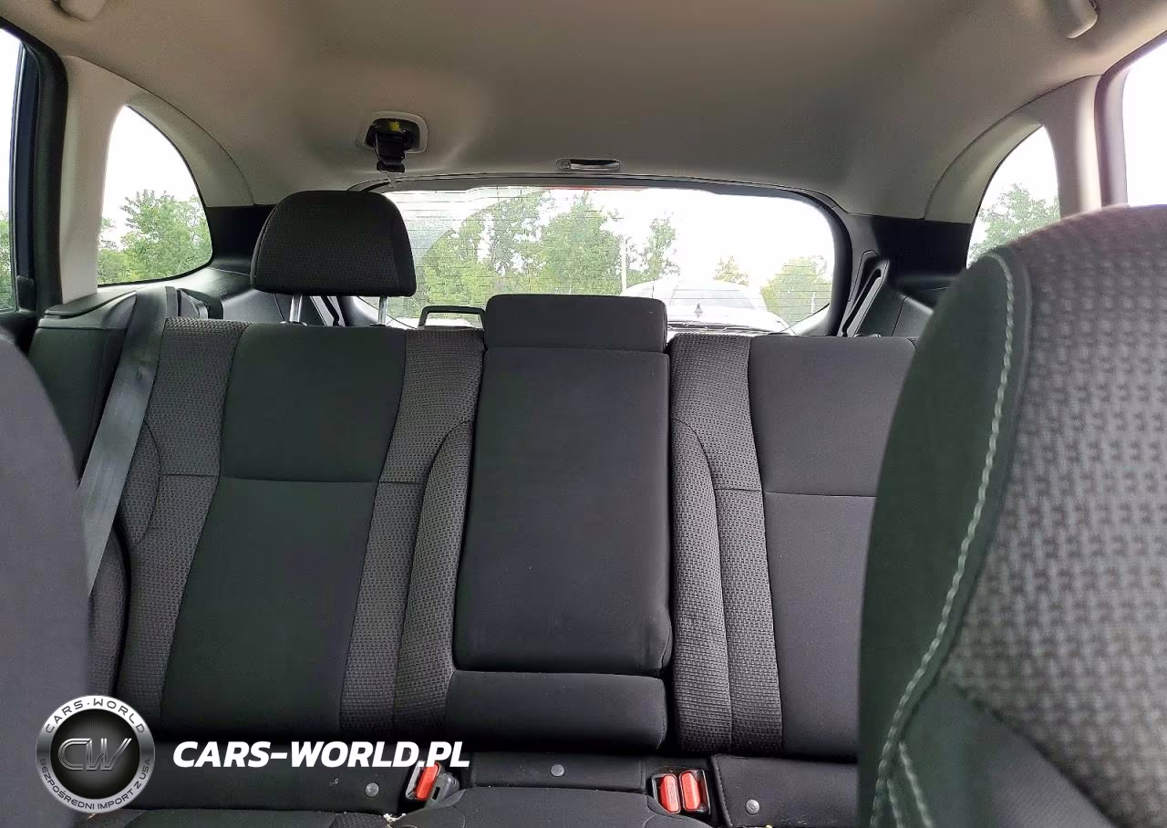 2020 Subaru Outback Premium VIN:4S4BTAEC5L3106841 - 10