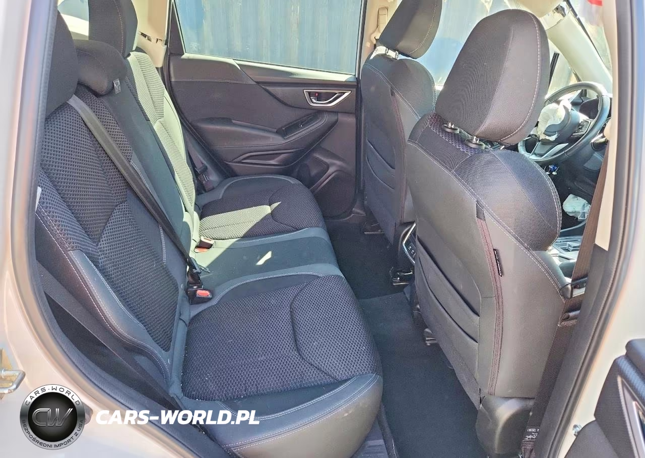 2020 Subaru Forester Premium VIN:JF2SKAJC1LH550378 - 10