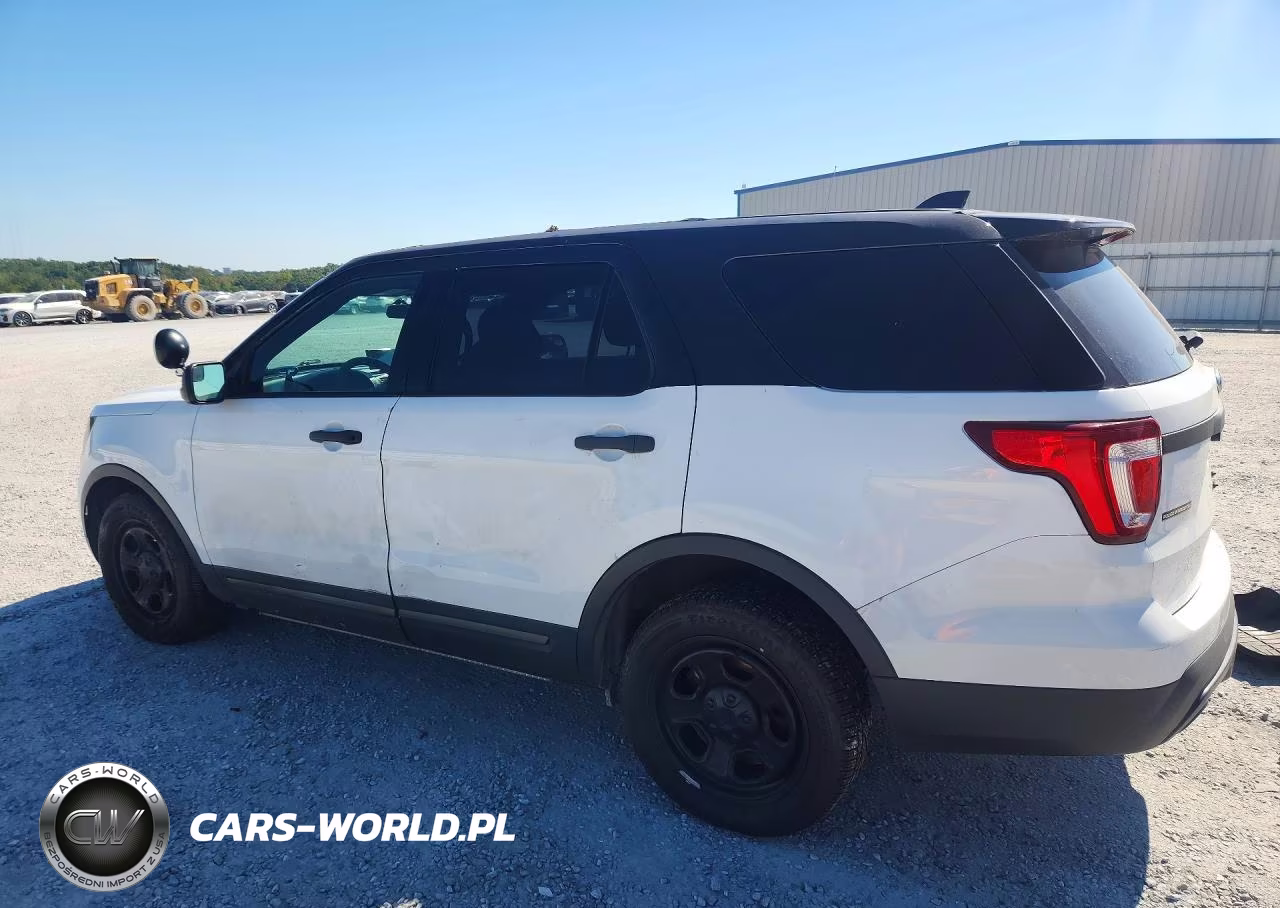 2017 Ford Explorer Police Interceptor VIN:1FM5K8AR1HGE15497 - 2