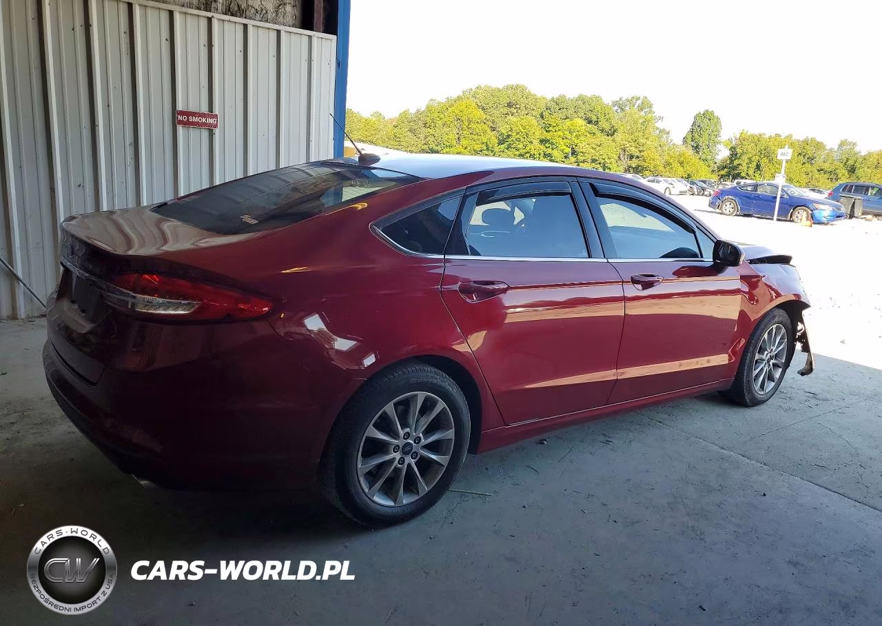 2017 Ford Fusion S VIN:3FA6P0G79HR211661 - 3
