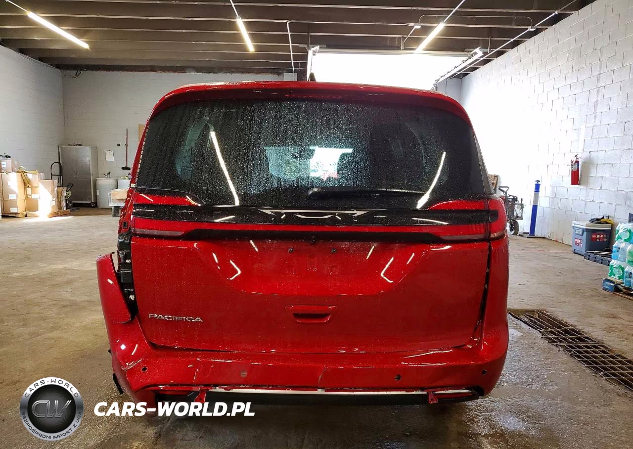 2027 Chrysler Pacifica Select VIN:2C4RC1BG2VR586132 - 6