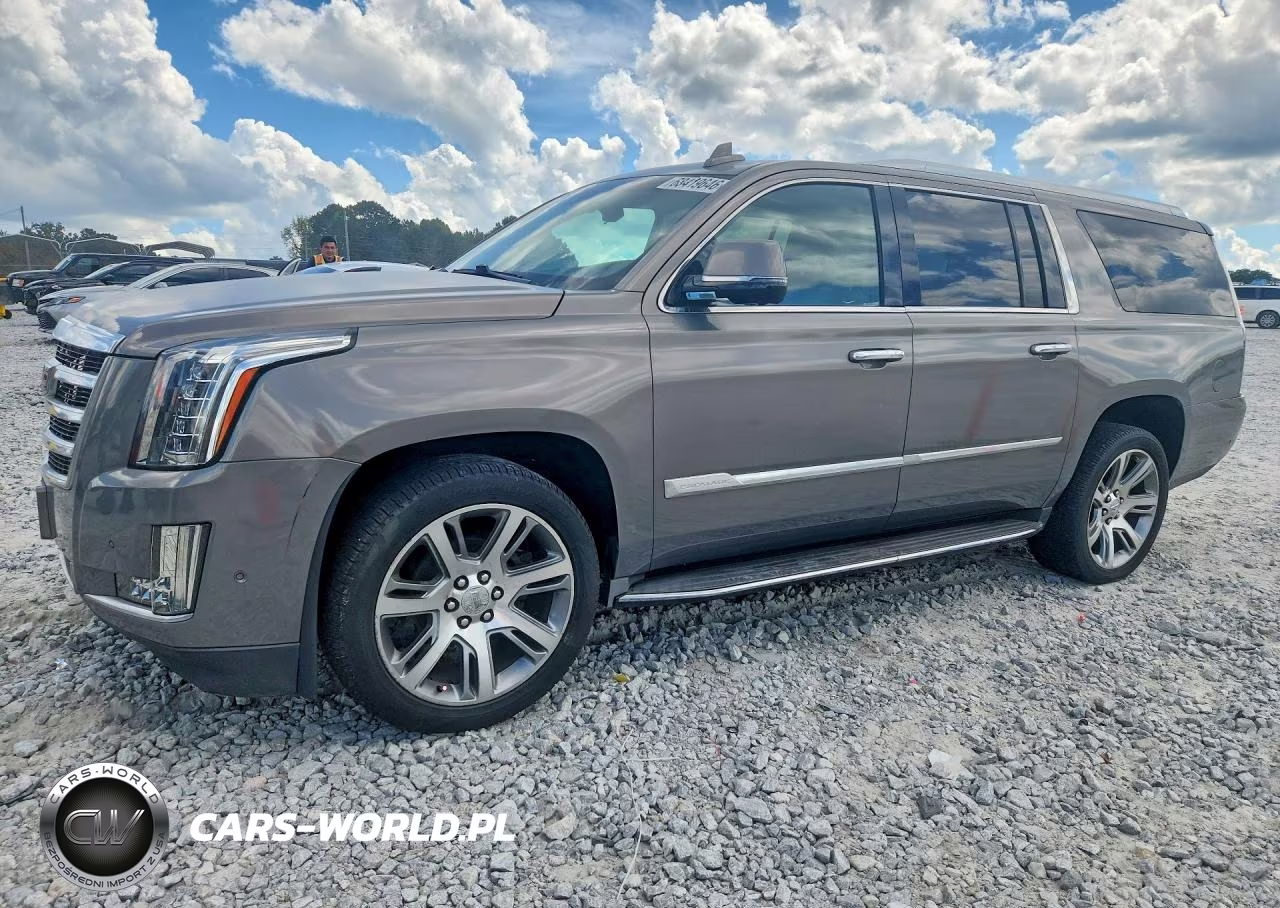 2017 Cadillac Escalade Esv Luxury – zdjęcie 1 z 12