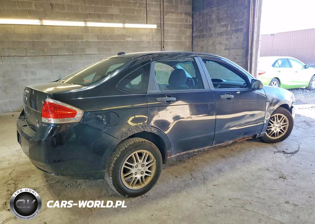 2010 Ford Focus Se VIN:1FAHP3FN0AW150293 - 3