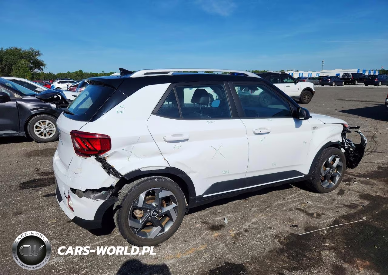 2022 Hyundai Venue Limited VIN:KMHRC8A31NU200547 - 3