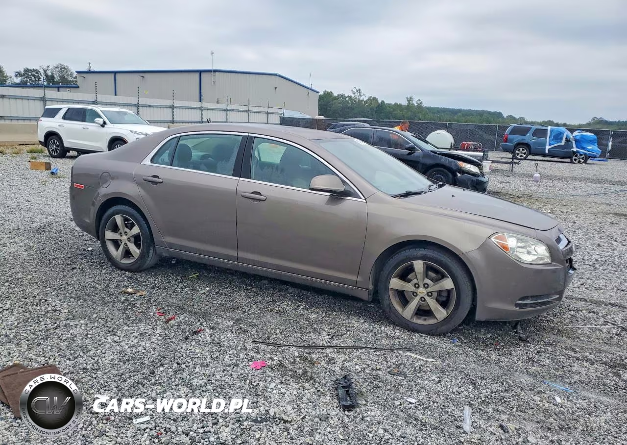 2011 Chevrolet Malibu 1Lt VIN:1G1ZC5E10BF303141 - 4