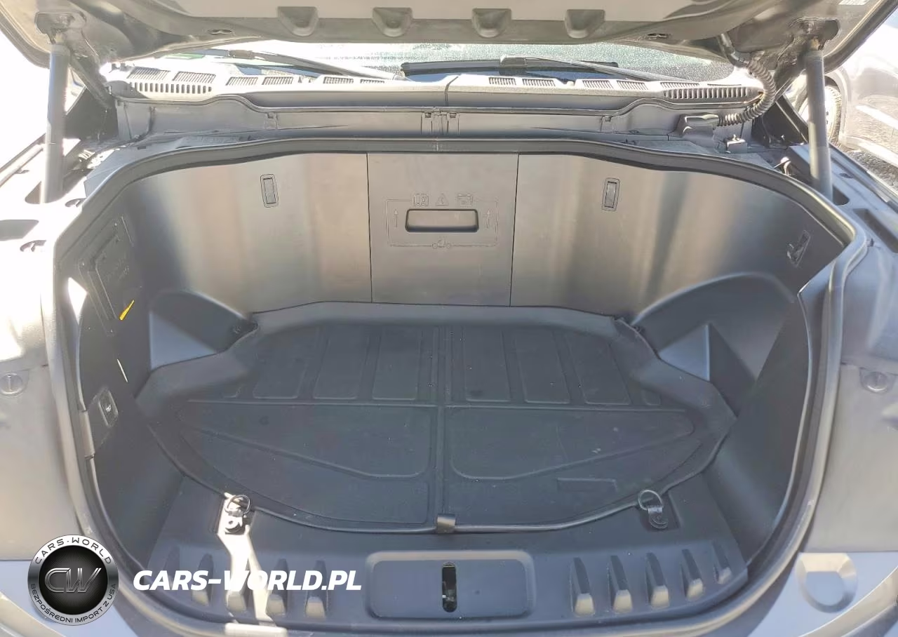 2023 Ford F150 Lightning Pro VIN:1FT6W1EV7PWG16482 - 11