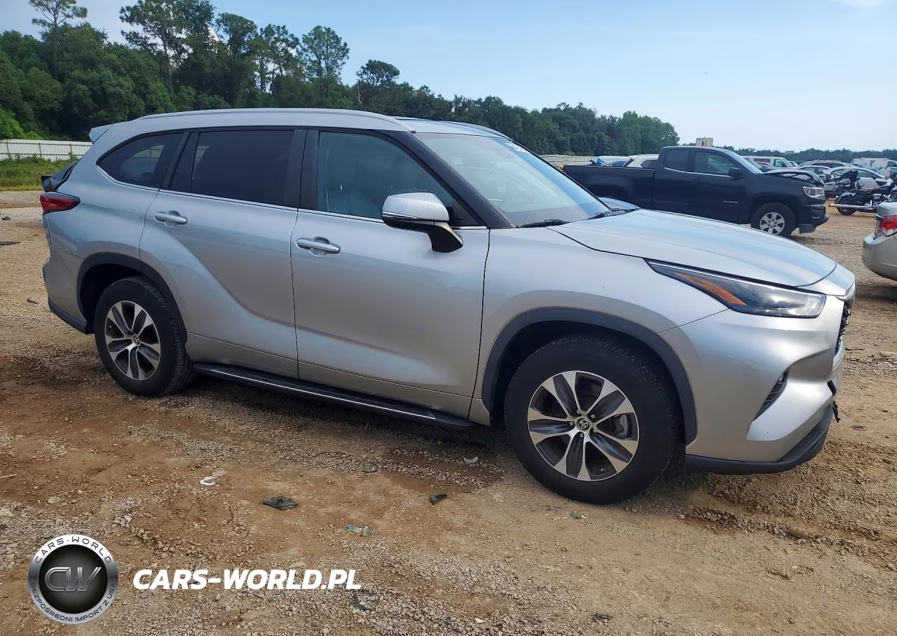 2023 Toyota Highlander Xle VIN:5TDKDRAH6PS003126 - 4