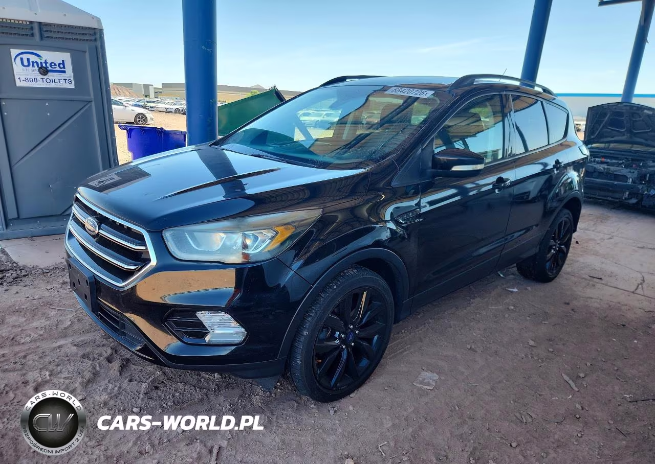 2017 Ford Escape Titanium – zdjęcie 1 z 13