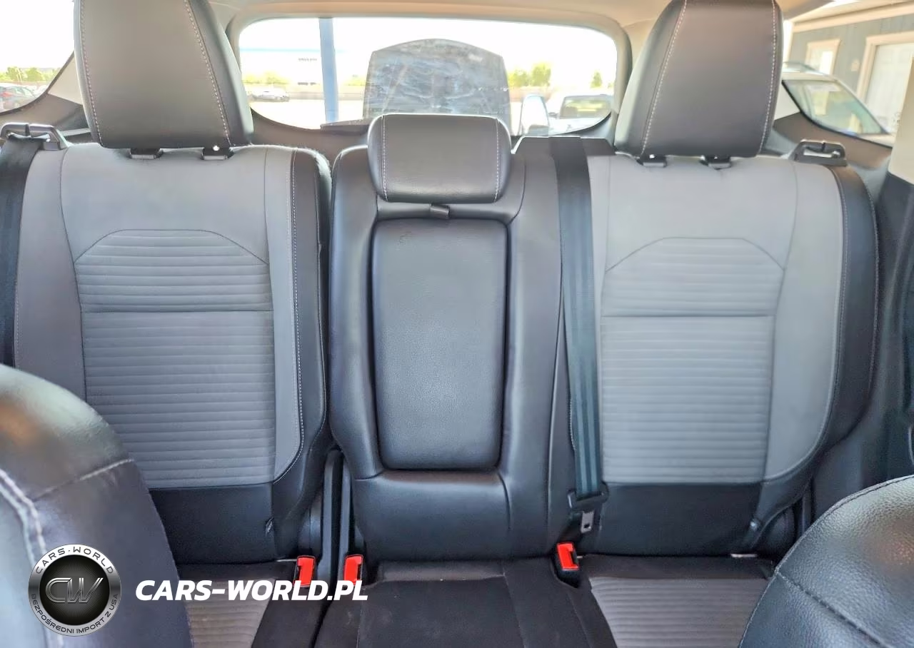 2017 Ford Escape Titanium VIN:1FMCU0JDXHUE66313 - 10