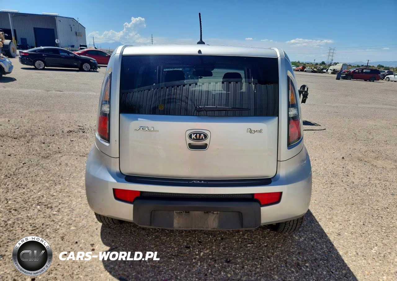 2010 Kia Soul + VIN:KNDJT2A29A7176755 - 6
