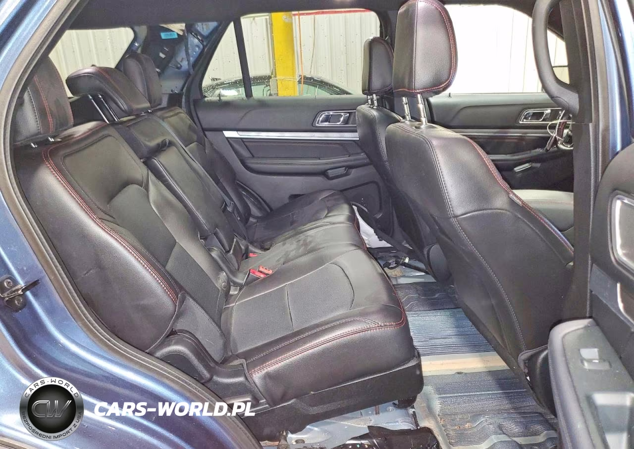 2018 Ford Explorer Sport VIN:1FM5K8GT3JGB62028 - 10