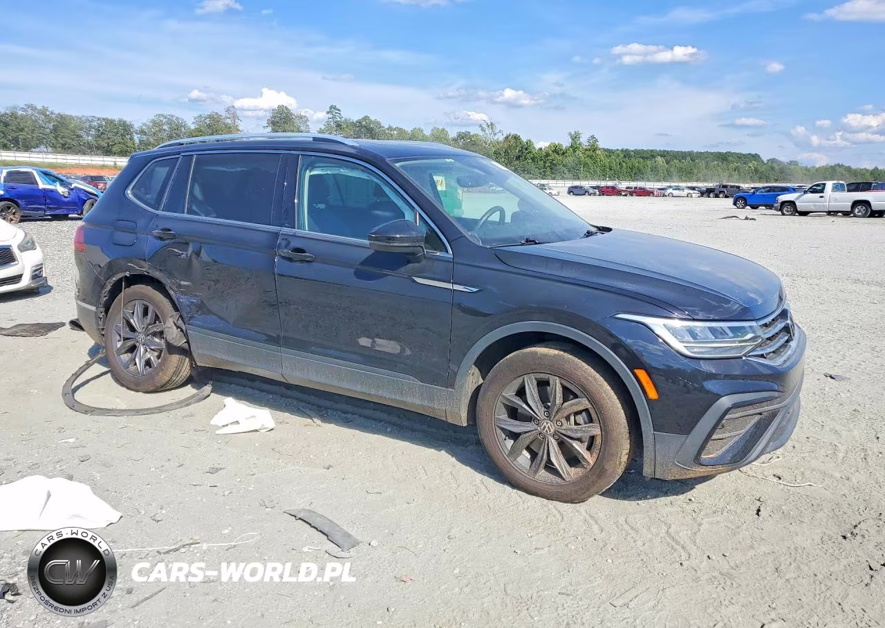 2023 Volkswagen Tiguan Se VIN:3VVNB7AX4PM041681 - 4