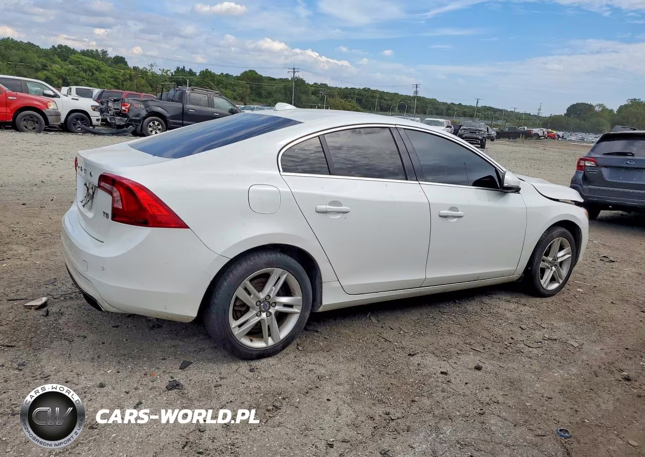 2014 Volvo S60 T5 VIN:YV1612FS8E1295114 - 3