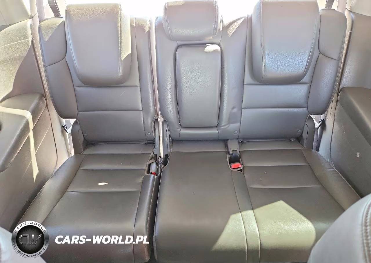 2013 Honda Odyssey Touring VIN:5FNRL5H90DB071656 - 10
