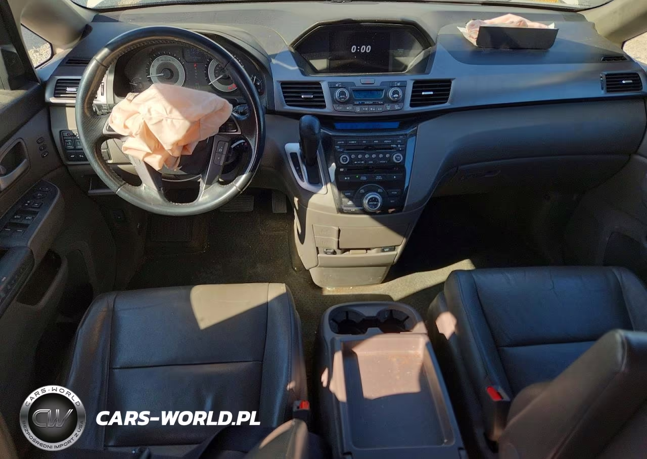 2013 Honda Odyssey Touring VIN:5FNRL5H90DB071656 - 8