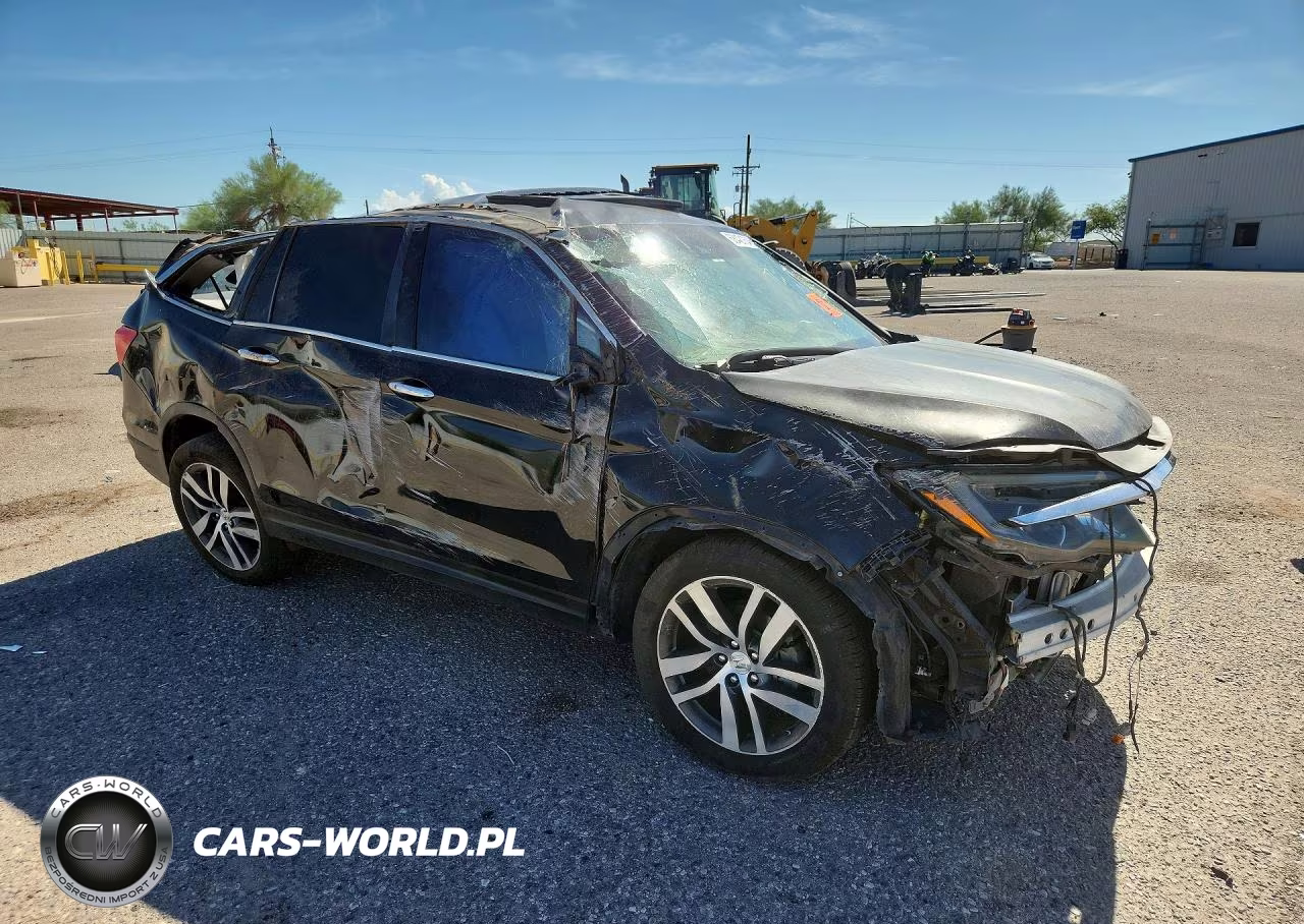 2016 Honda Pilot Touring VIN:5FNYF5H90GB034131 - 4