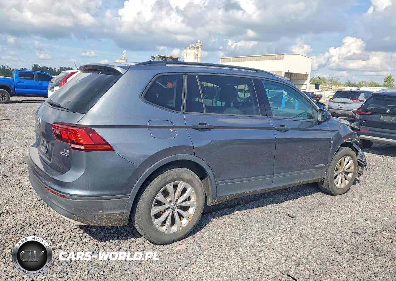 2018 Volkswagen Tiguan S VIN:3VV0B7AXXJM017564 - 3