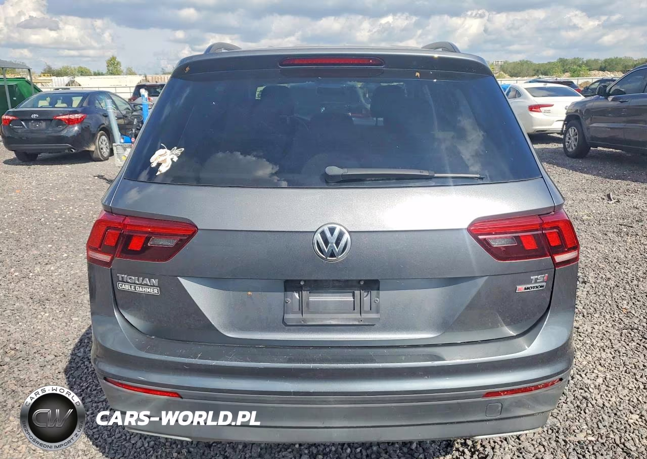 2018 Volkswagen Tiguan S VIN:3VV0B7AXXJM017564 - 6