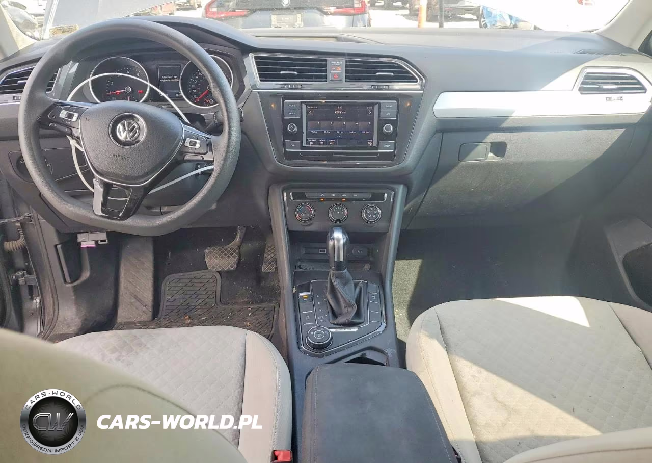 2018 Volkswagen Tiguan S VIN:3VV0B7AXXJM017564 - 8