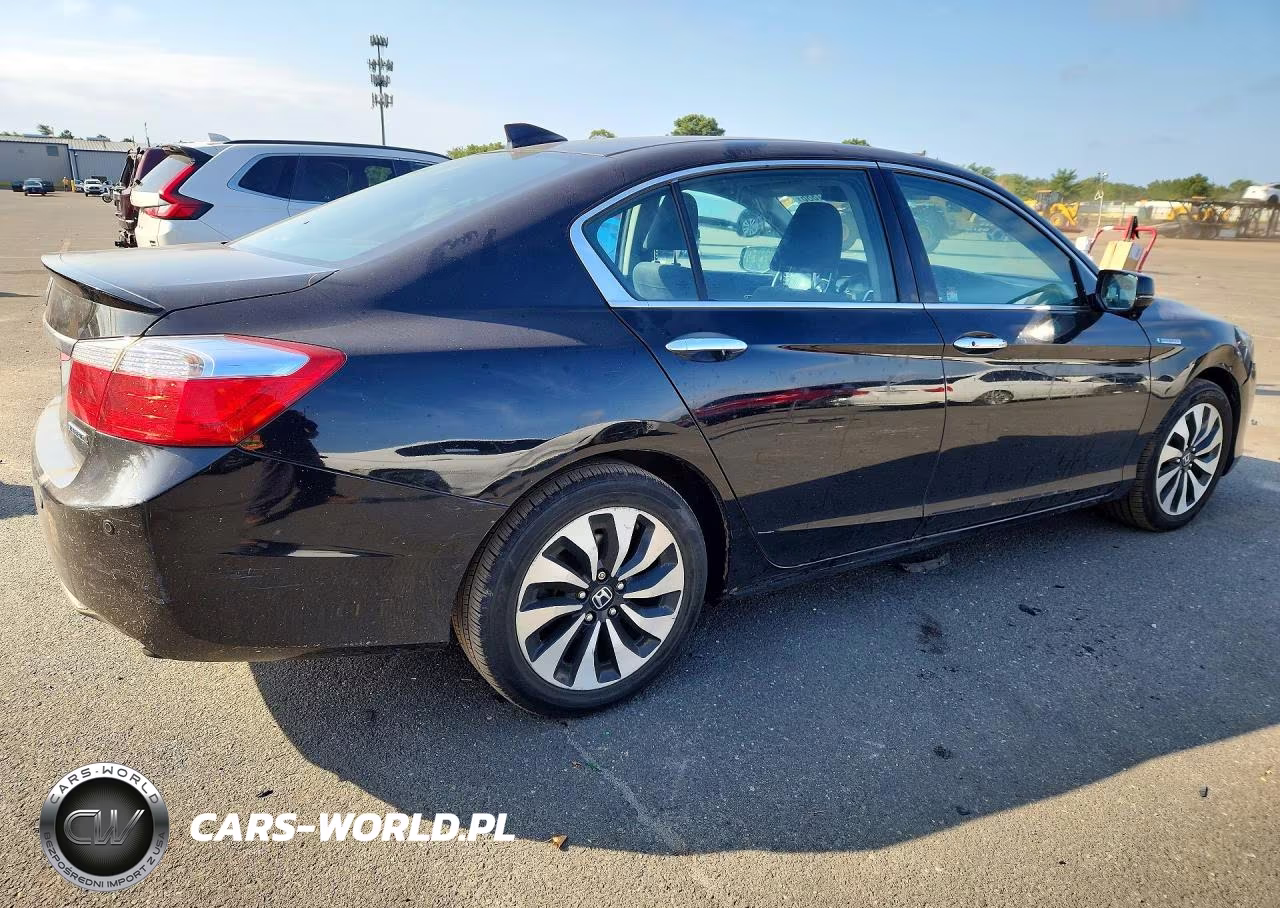 2015 Honda Accord Hybrid VIN:1HGCR6F34FA013202 - 3