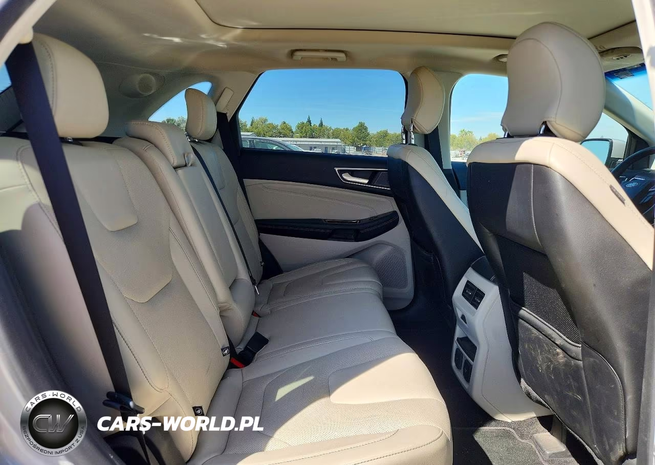 2019 Ford Edge Titanium VIN:2FMPK3K9XKBB37482 - 10