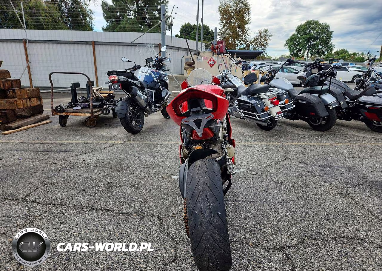 2018 Ducati Panigale V4 VIN:ZDMDAGNW0JB000434 - 4