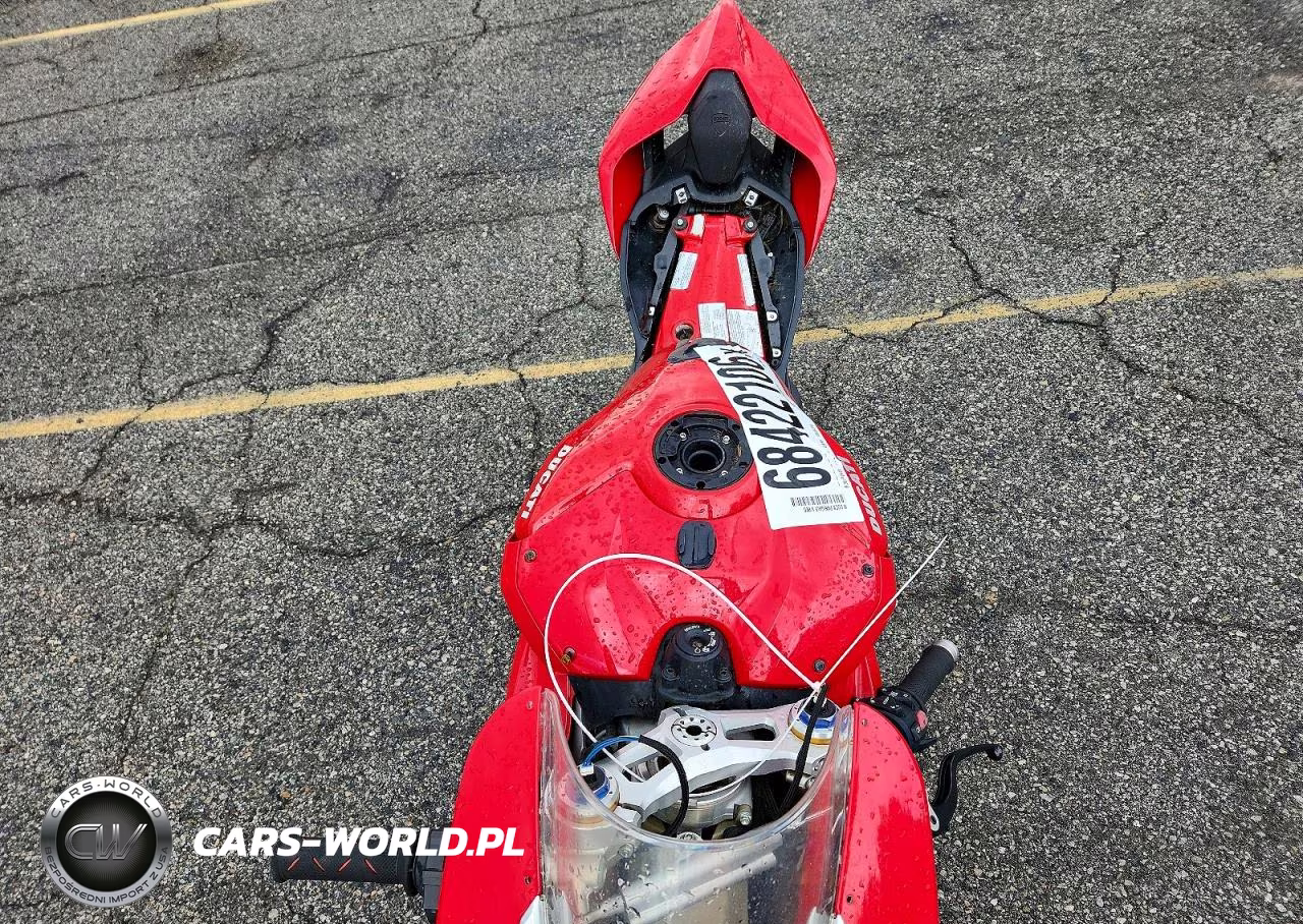 2018 Ducati Panigale V4 VIN:ZDMDAGNW0JB000434 - 5