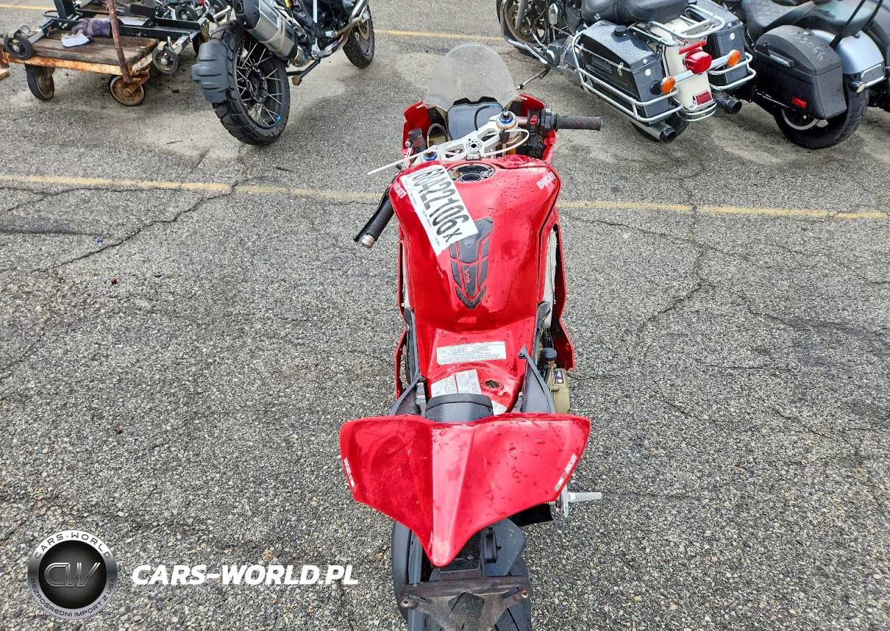 2018 Ducati Panigale V4 VIN:ZDMDAGNW0JB000434 - 6