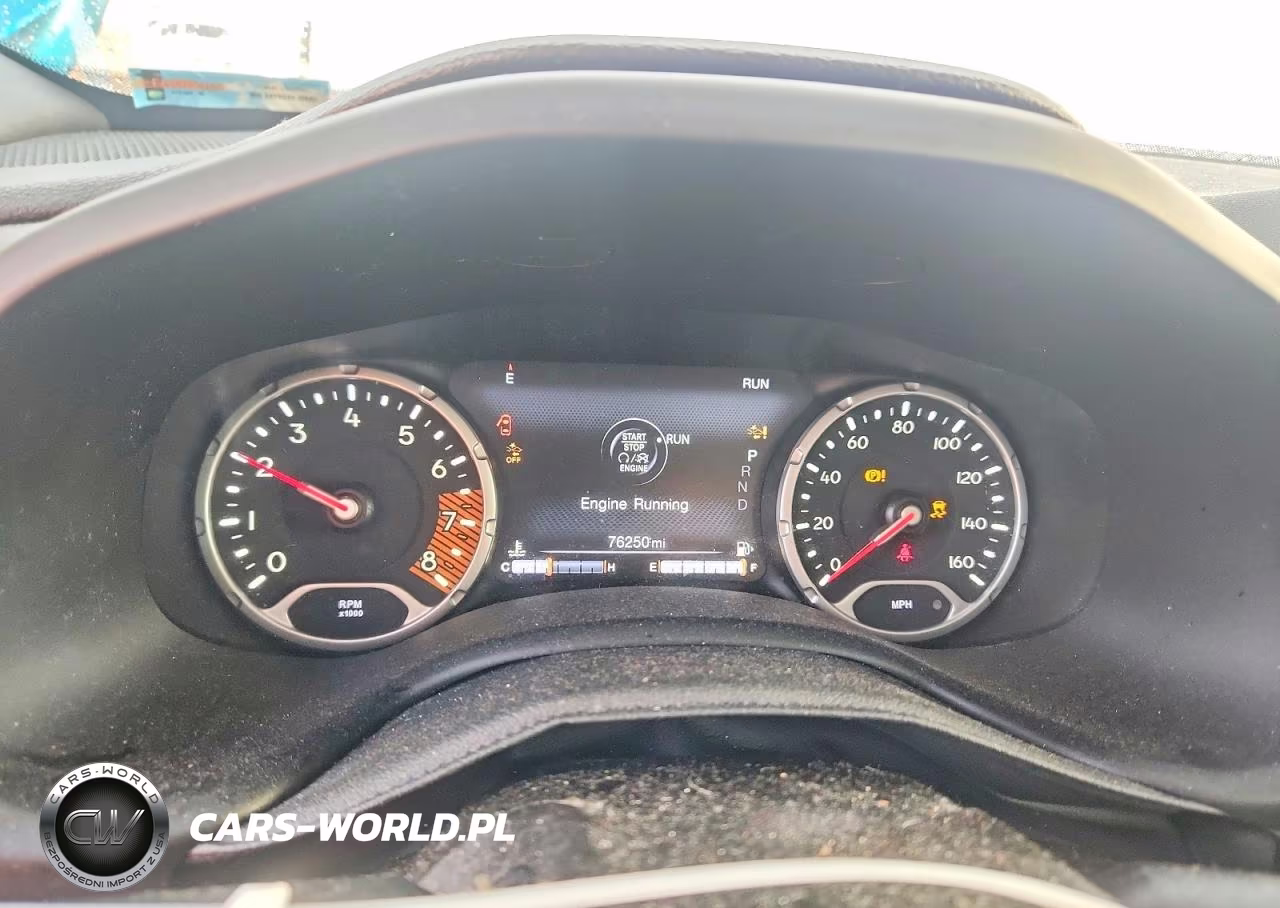 2020 Jeep Renegade Limited VIN:ZACNJBD10LPL82494 - 9