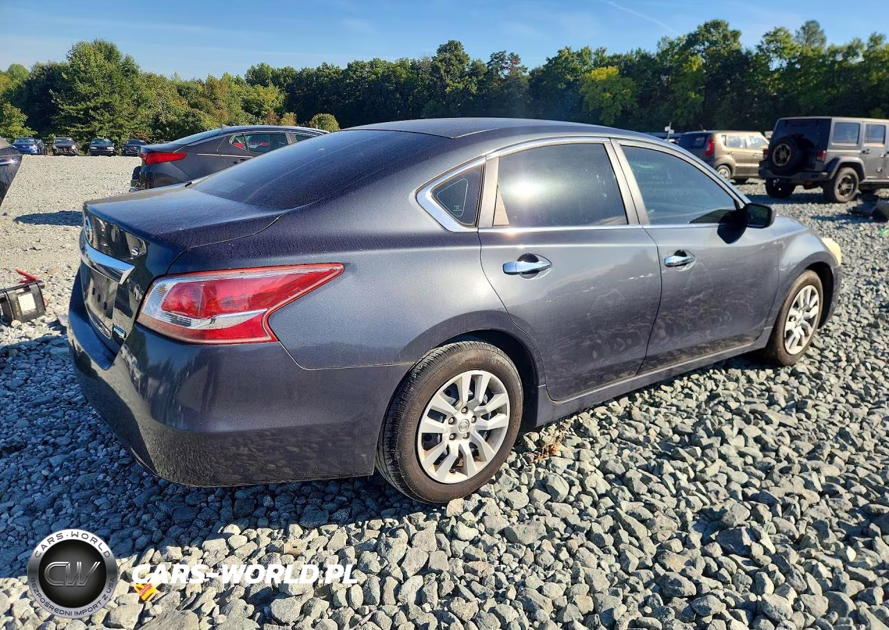 2013 Nissan Altima 2.5 VIN:1N4AL3AP0DN516365 - 3