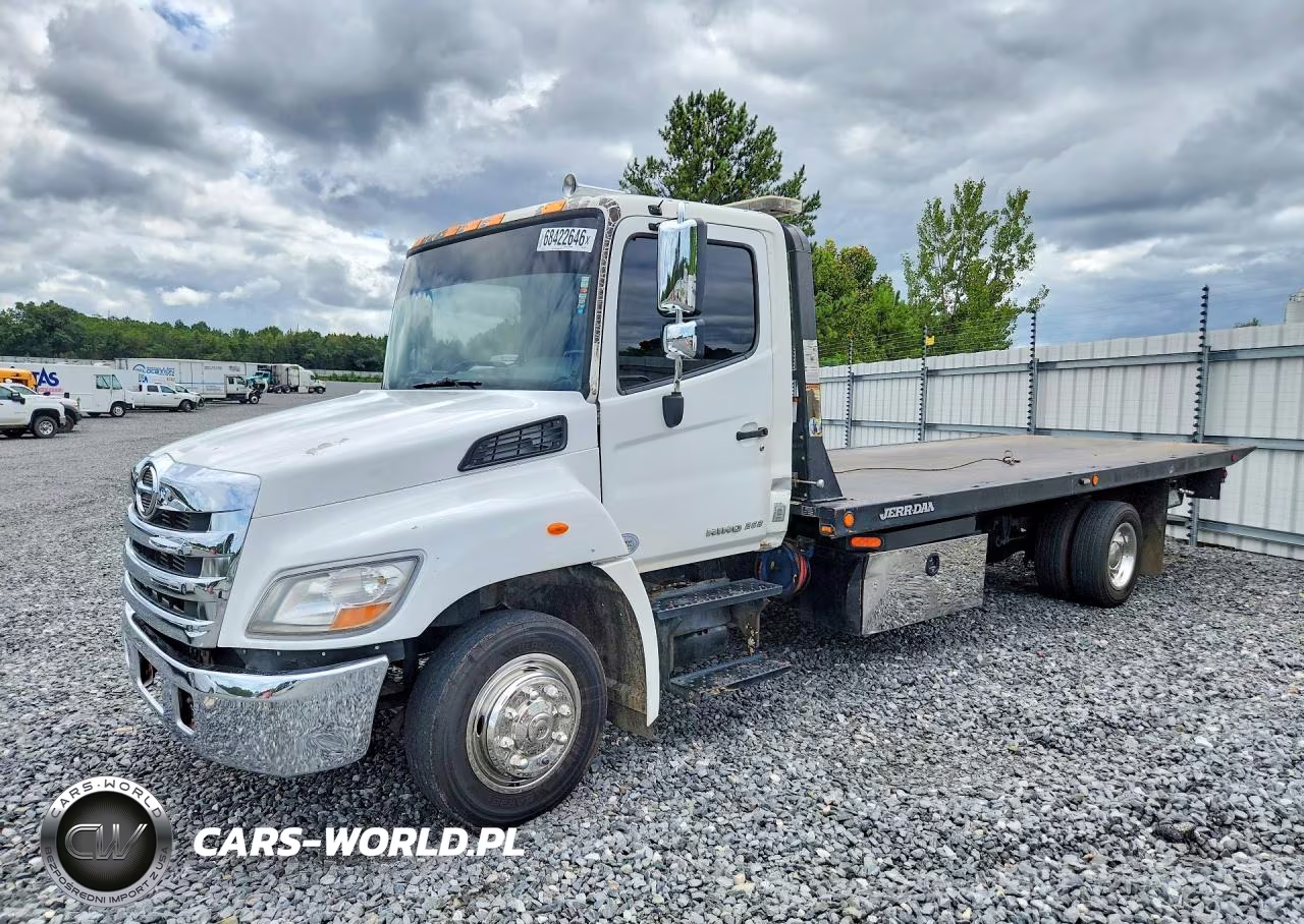 2012 Hino 258-268 - Delivery Truck