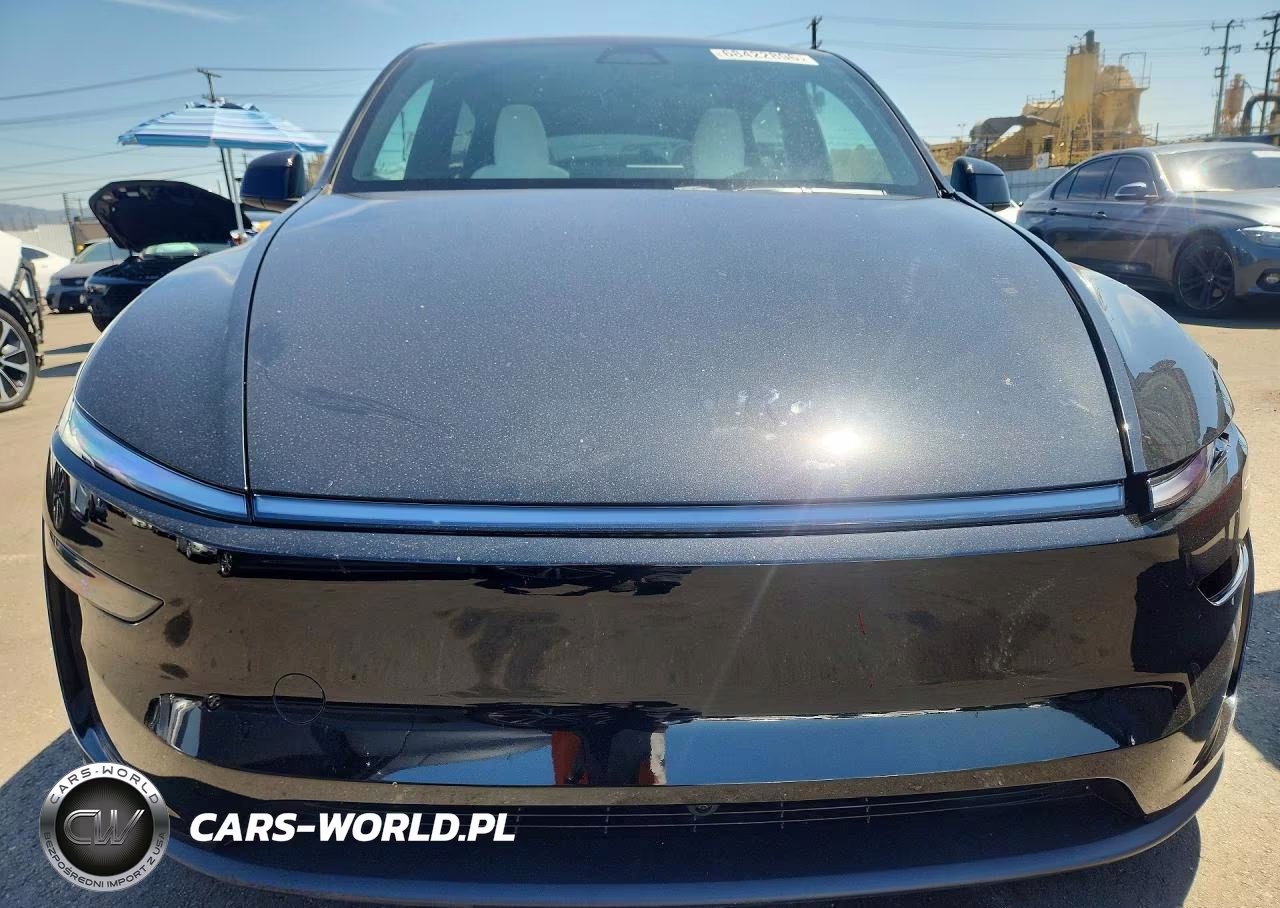 2026 Tesla Model Y VIN:7SAYGDED0TF651168 - 5