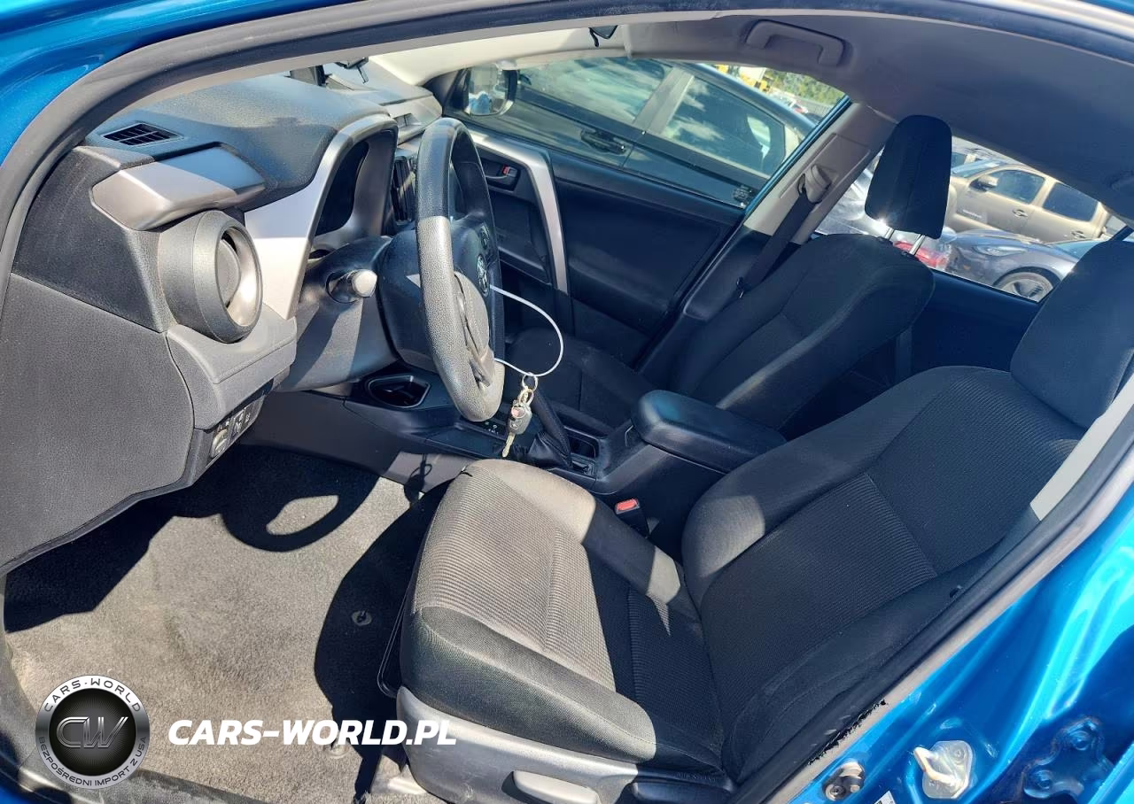 2018 Toyota Rav4 Le VIN:JTMZFREV6JJ726360 - 7