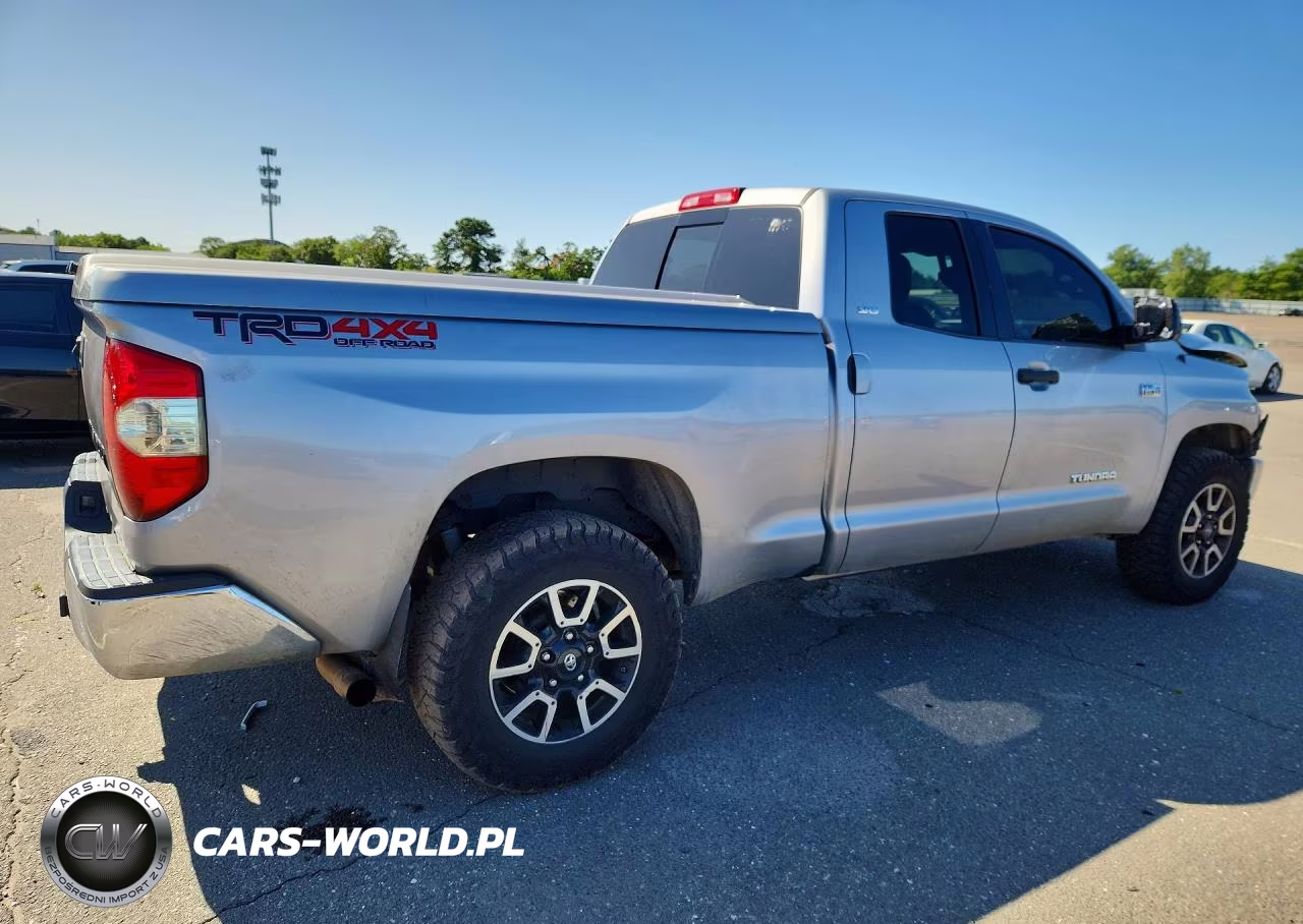 2018 Toyota Tundra Sr5 VIN:5TFUY5F12JX695971 - 3