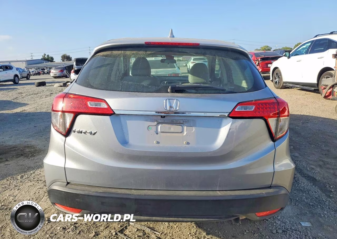 2021 Honda Hr-V Lx VIN:3CZRU5H37MM715331 - 6