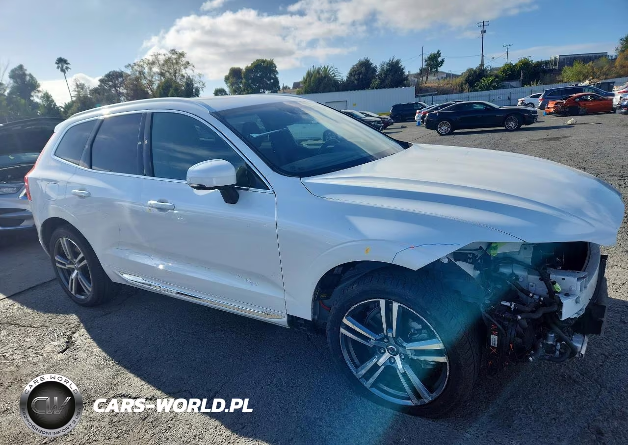 2021 Volvo Xc60 T8 Recharge Inscription Express VIN:YV4BR0DK8M1829003 - 4