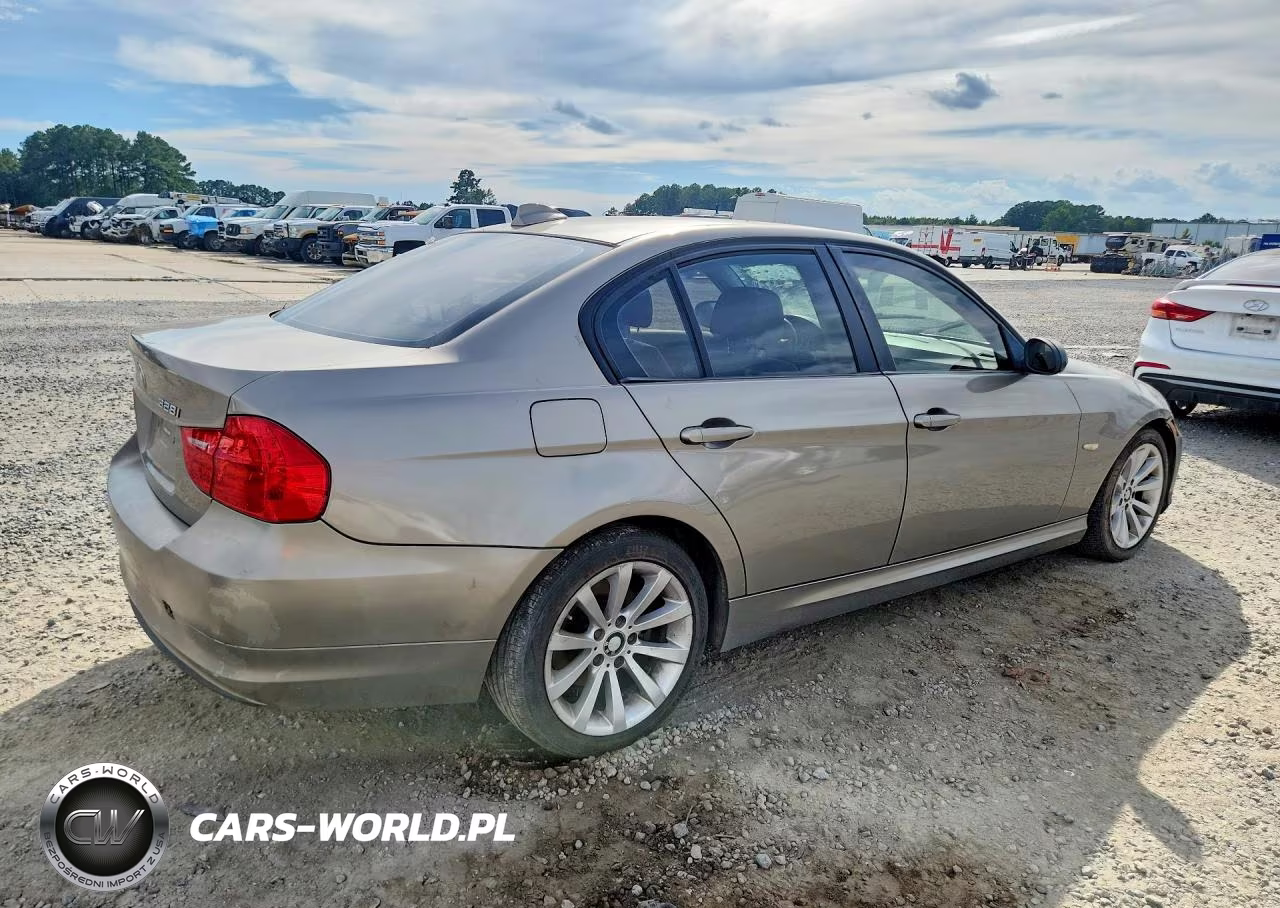 2011 BMW 328I VIN:WBAPH7G54BNM56541 - 3