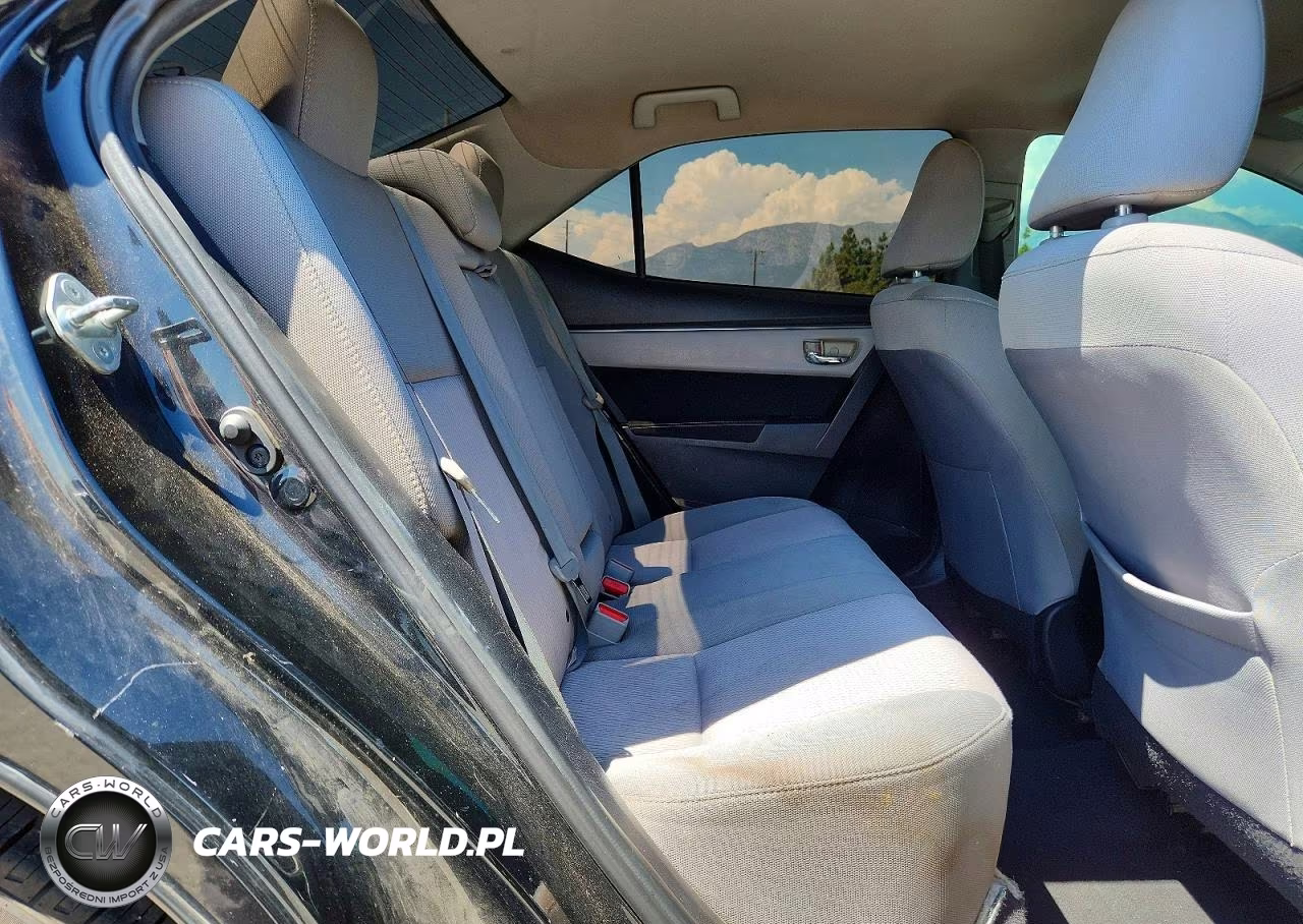 2015 Toyota Corolla Le VIN:5YFBURHE3FP304813 - 10