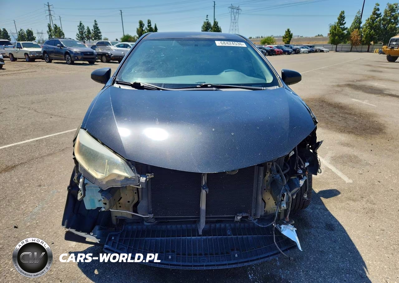 2015 Toyota Corolla Le VIN:5YFBURHE3FP304813 - 5