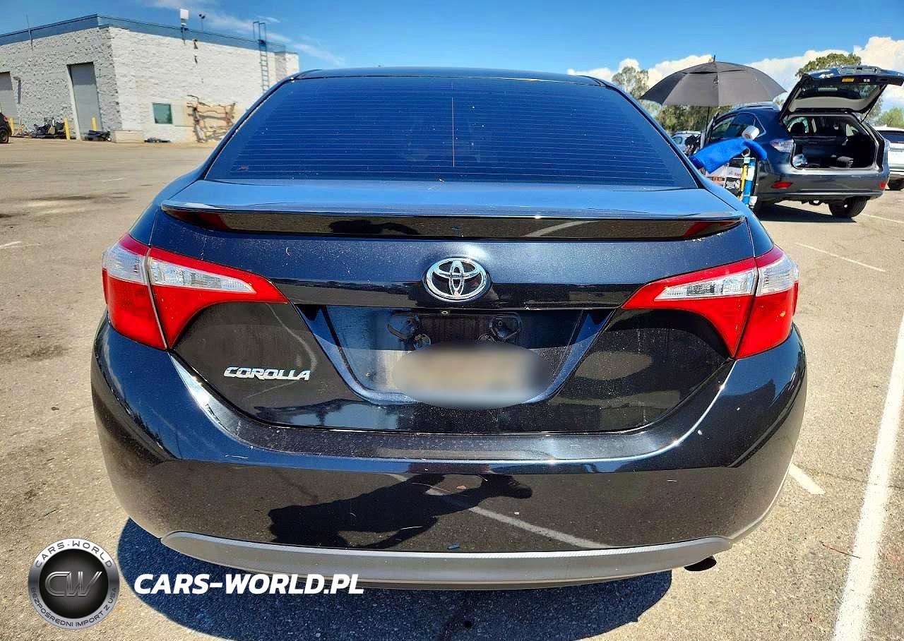 2015 Toyota Corolla Le VIN:5YFBURHE3FP304813 - 6