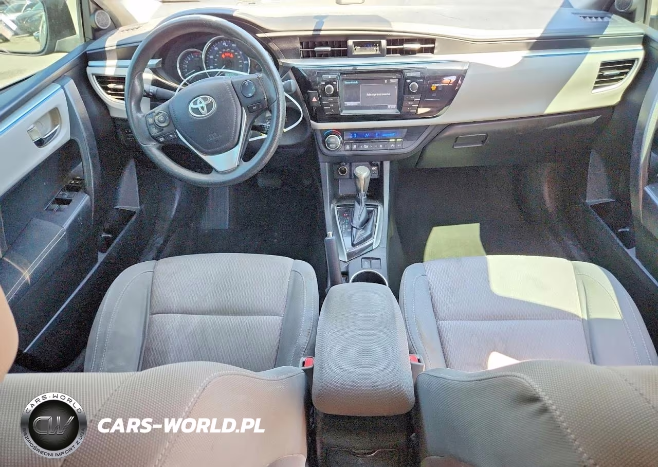 2015 Toyota Corolla Le VIN:5YFBURHE3FP304813 - 8
