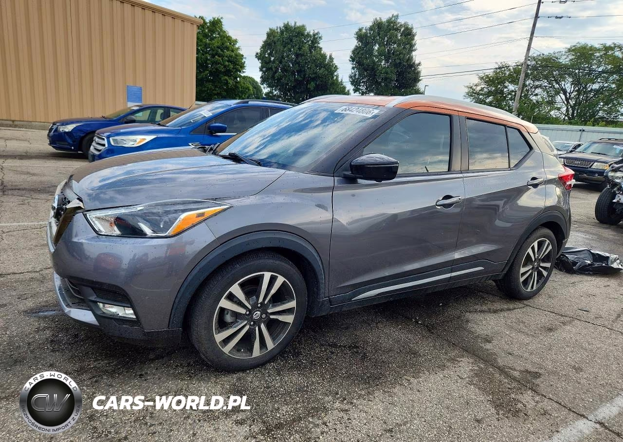 2020 Nissan Kicks Sr VIN:3N1CP5DV9LL484725 - 1