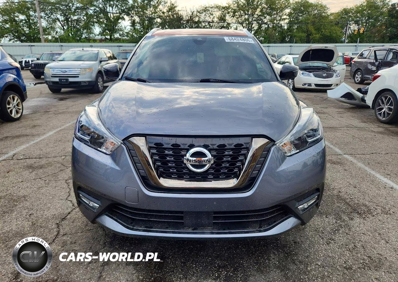 2020 Nissan Kicks Sr VIN:3N1CP5DV9LL484725 - 5