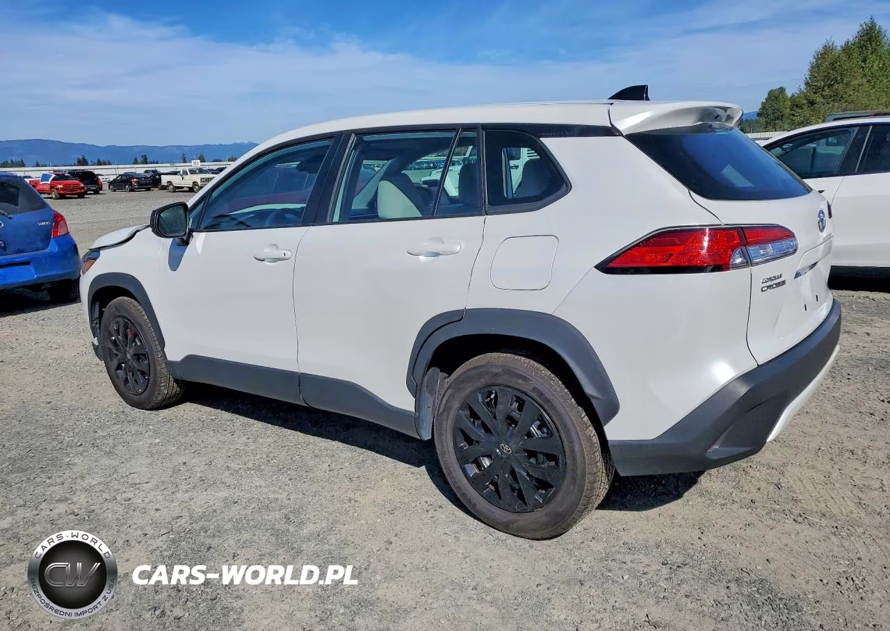 2022 Toyota Corolla Cross L VIN:7MUAAABG2NV002926 - 2