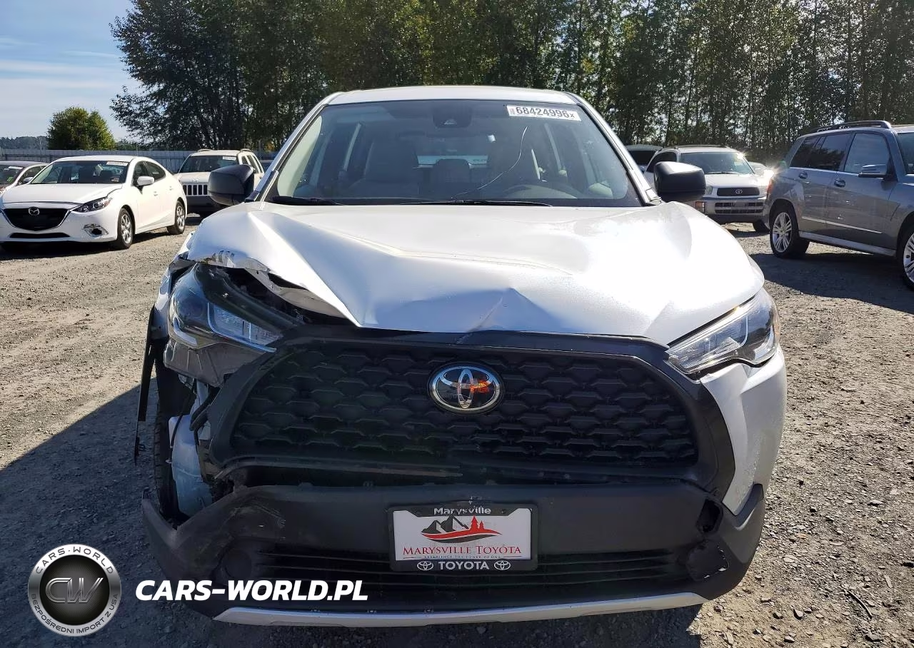 2022 Toyota Corolla Cross L VIN:7MUAAABG2NV002926 - 5